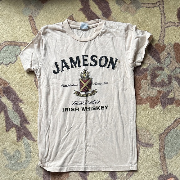 Jameson Irish Whiskey Cream T-Shirt - Picture 1 of 1